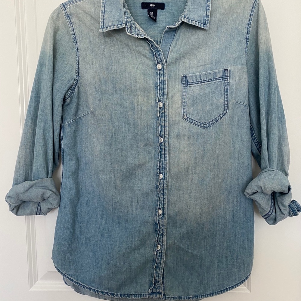 Gap Jean Button Up Top